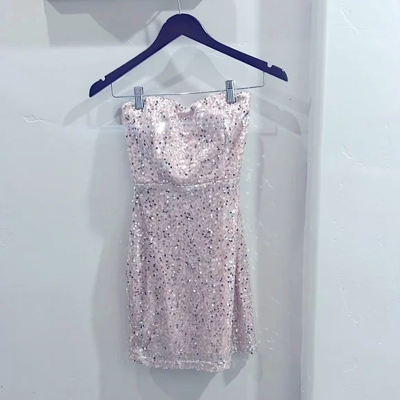 Forever 21 | Dresses | Blush Pink Sequin Dress | Poshmark